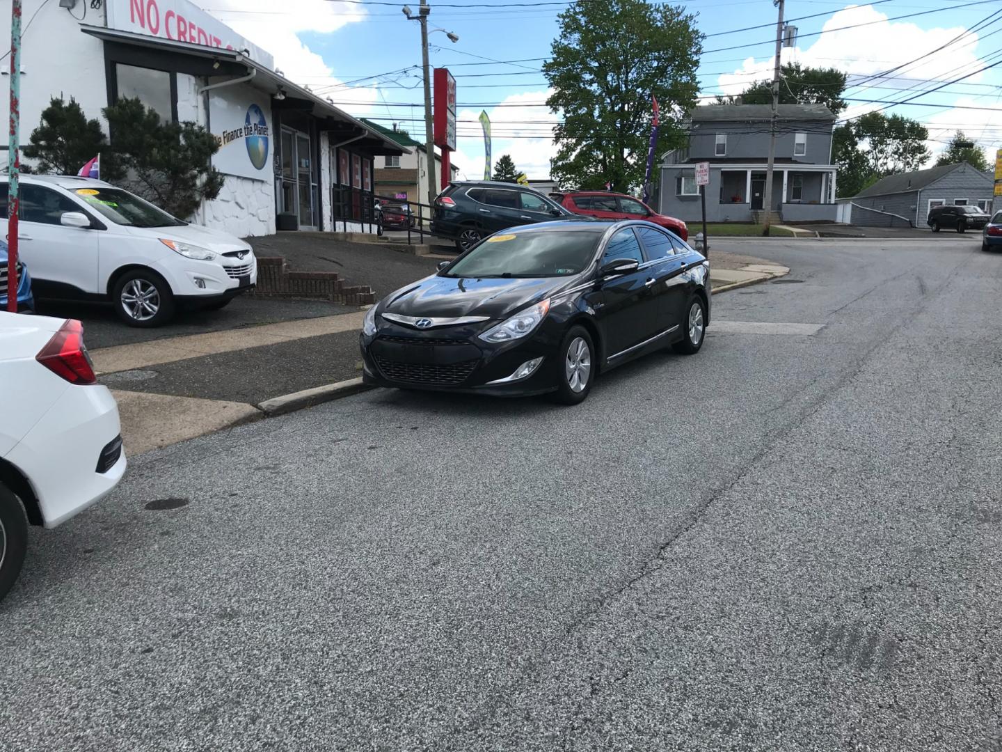 2014 Black /Gray Hyundai Sonata Hybrid Hybrid (KMHEC4A40EA) with an 2.4 V4 engine, Automatic transmission, located at 577 Chester Pike, Prospect Park, PA, 19076, (610) 237-1015, 39.886154, -75.302338 - Photo#1